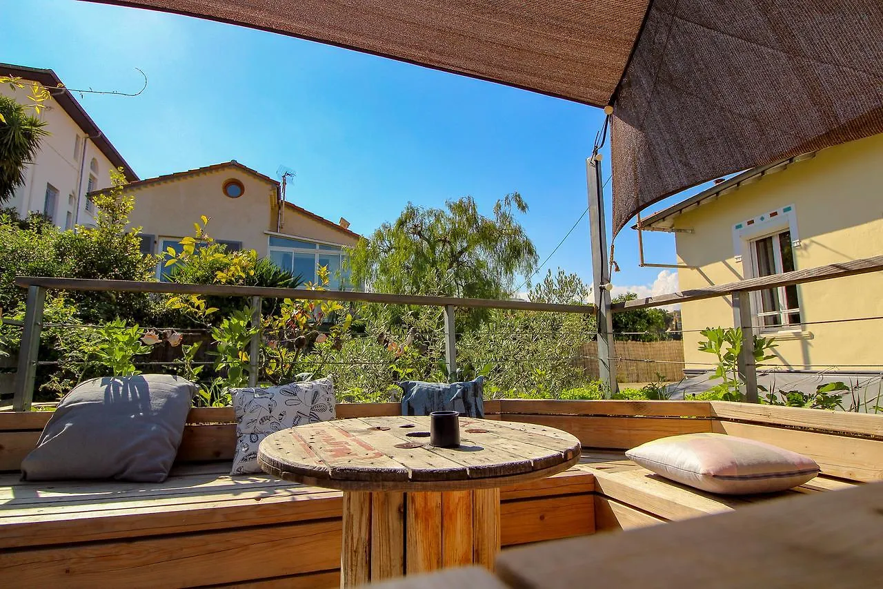B&B Villa Du Roc Fleuri 칸느 2*,