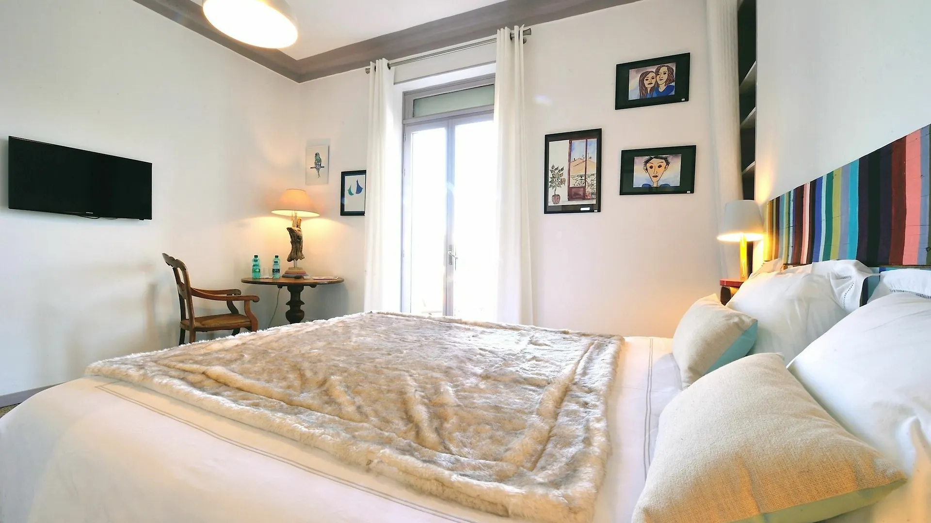 B&B Villa Du Roc Fleuri Cannes Alojamento de Acomodação e Pequeno-almoço