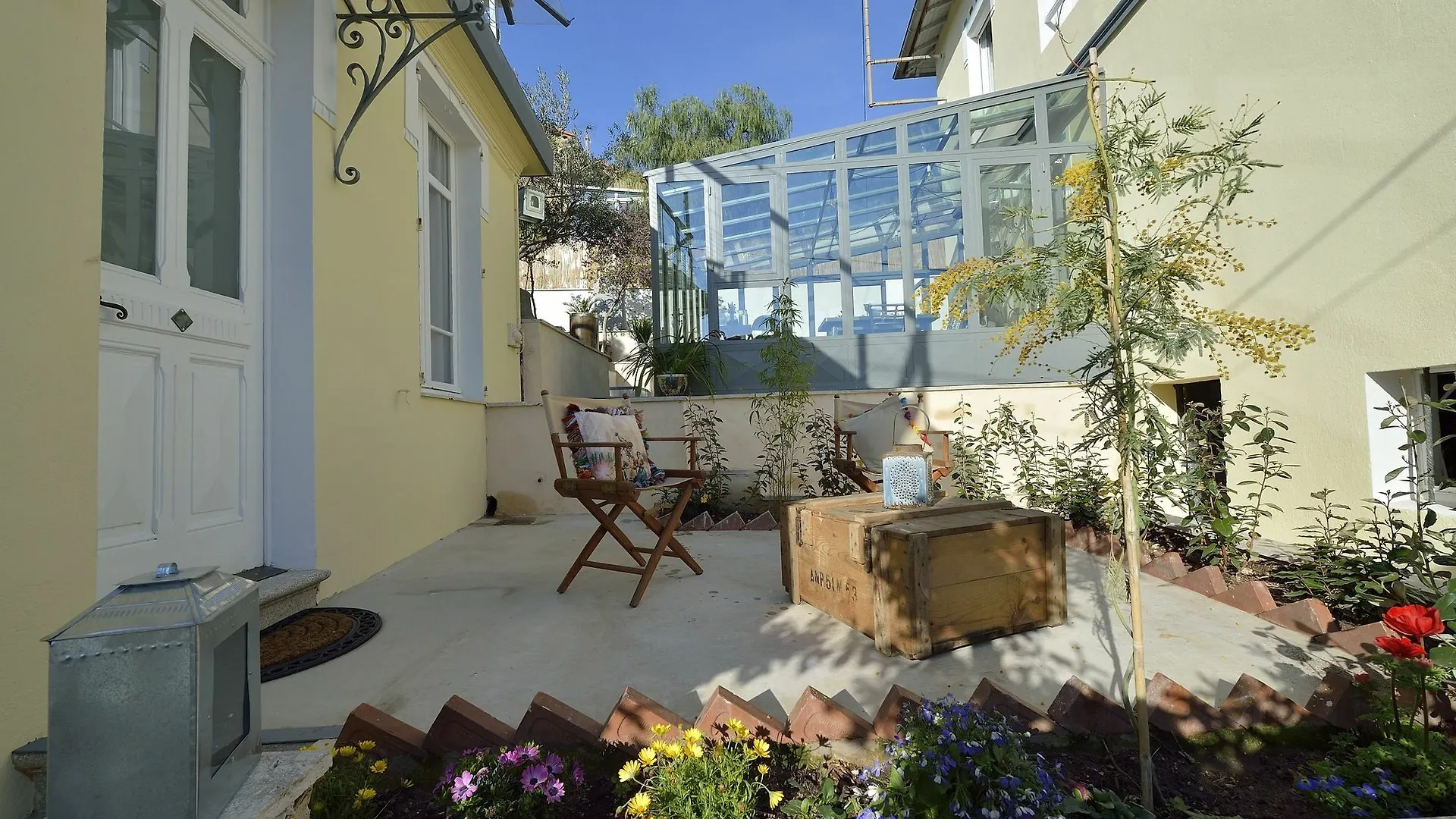 B&B Villa Du Roc Fleuri Cannes Alojamento de Acomodação e Pequeno-almoço